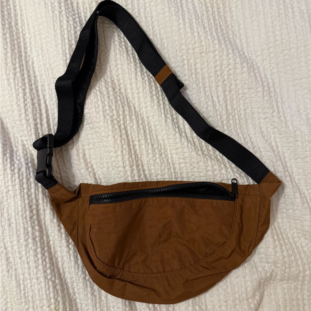 Baggu Crescent Fanny
